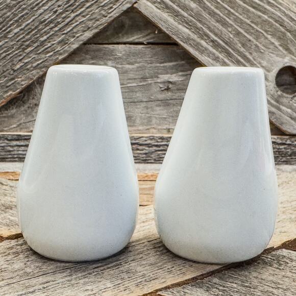 Kahla Elixyr White Porcelain Salt/Pepper Shakers, Chic Asymmetrical Minimalist - Picture 4 of 7